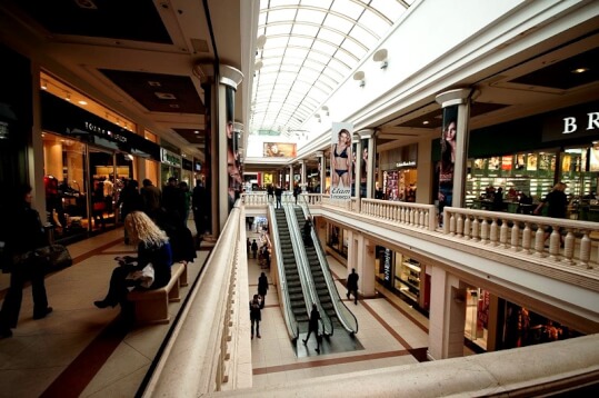 Globus Shopping Mall. 