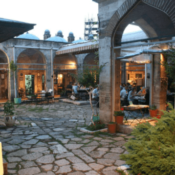 Layover Istanbul: Caferağa Medresesi