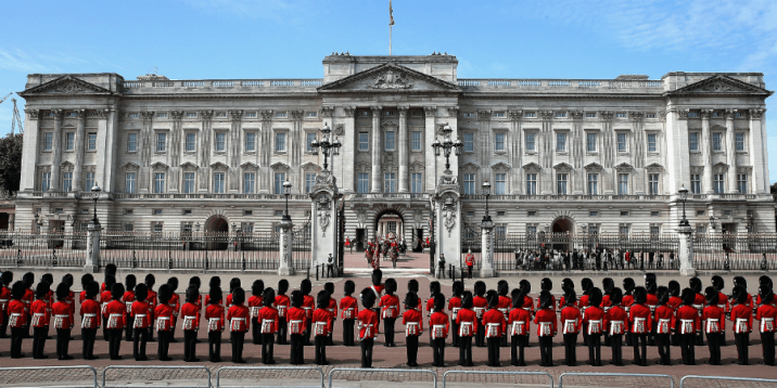 The buckingham palace london