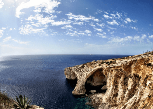 WOC Layover Tips- Malta - Blue Grotto
